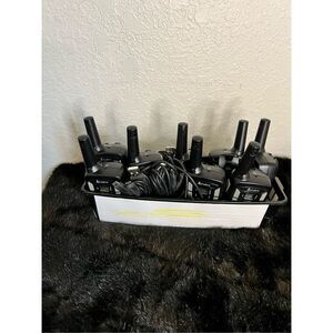 Cobra Two Way Radio cxt145 set of 8 with charging cables
